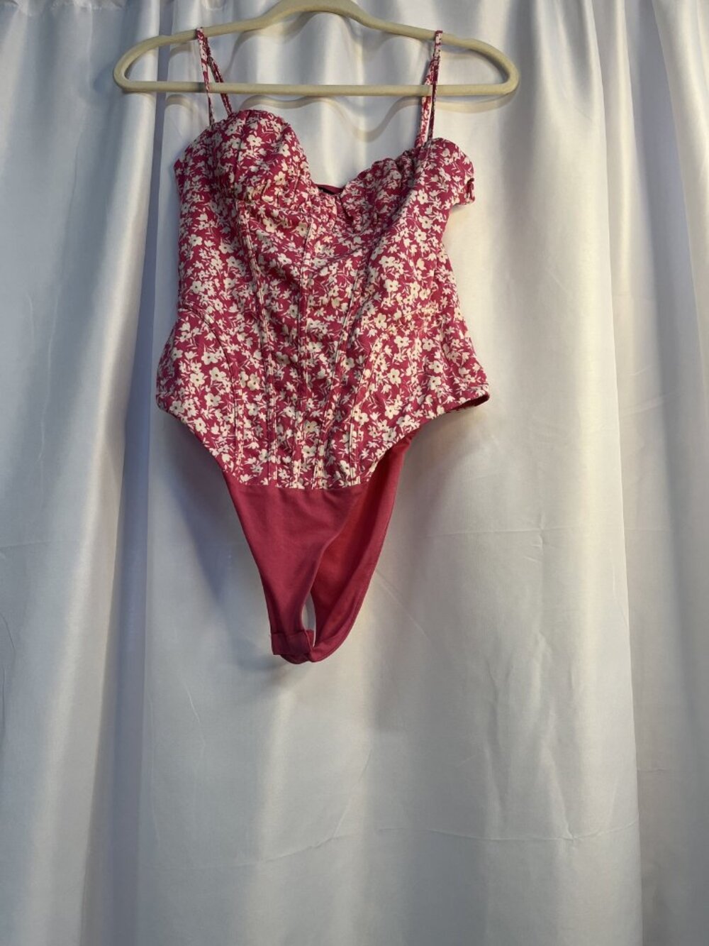 Zara Size Small (S) Women's Red Floral Print One Piece Bodysuit with Underwire B